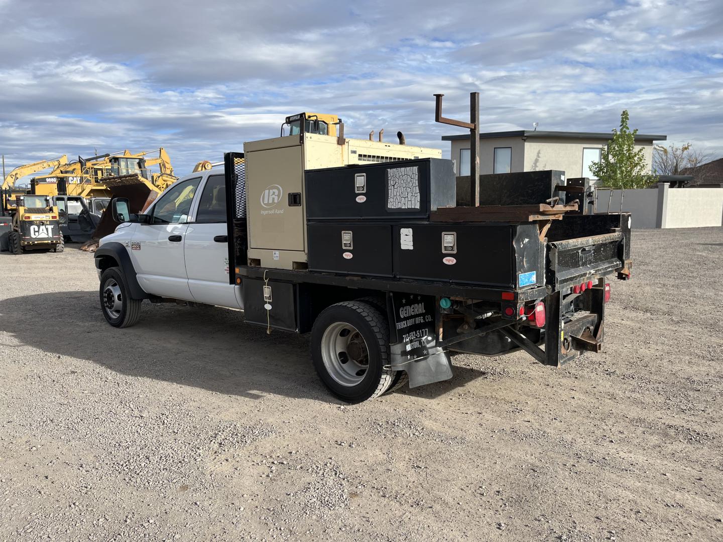 CAMIONETA DE SERVICIO DODGE RAM 4500